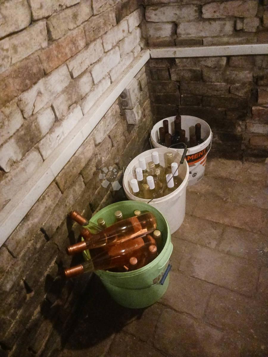 Hiša Zmajevac, Kneževi Vinogradi, 155m2