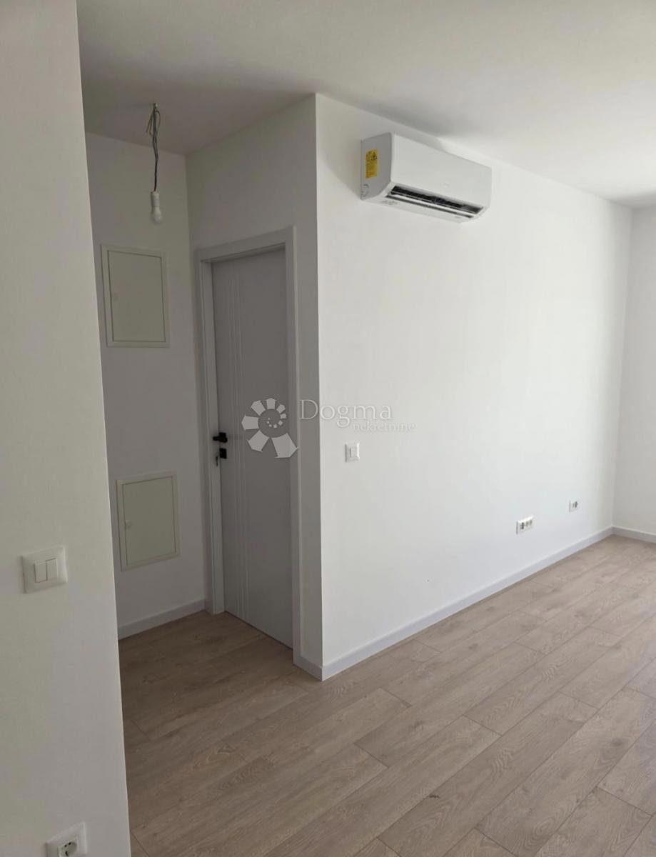 Stanovanje Makarska, 66,90m2