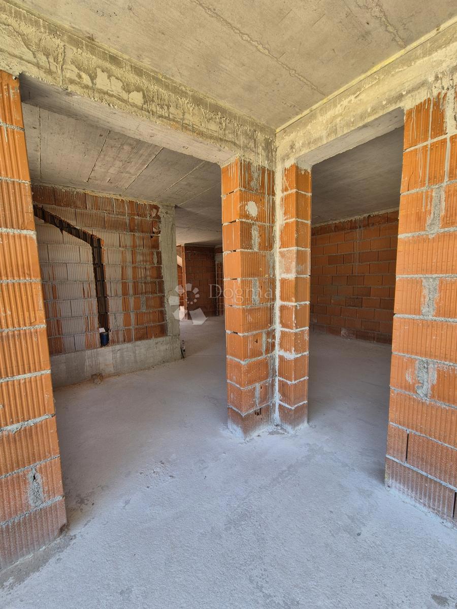 Stanovanje Crnica, Šibenik, 64,37m2