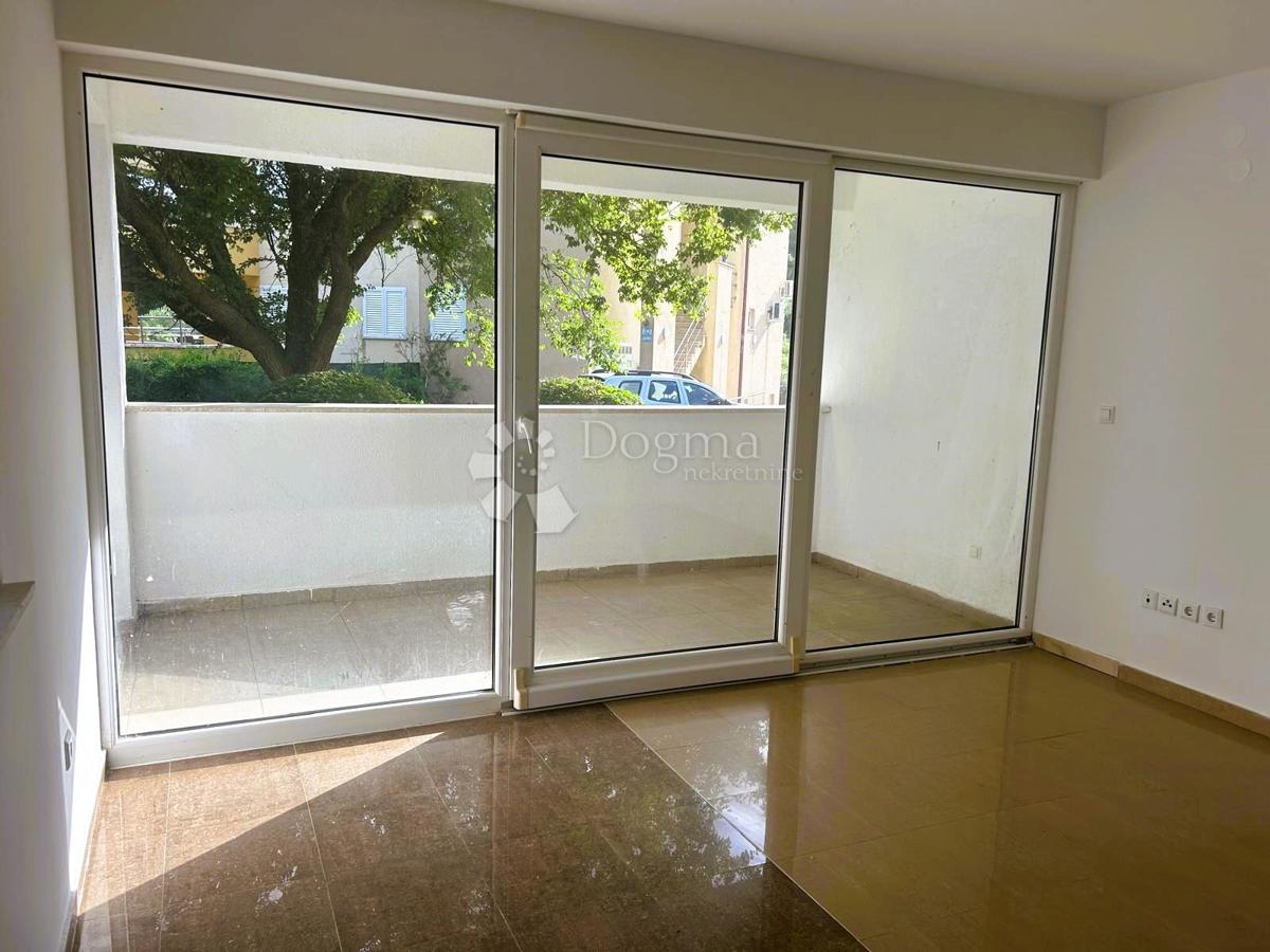Stanovanje Mundanije, Rab, 52m2