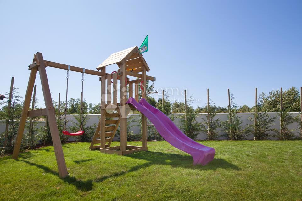 Hiša Labin, 230m2