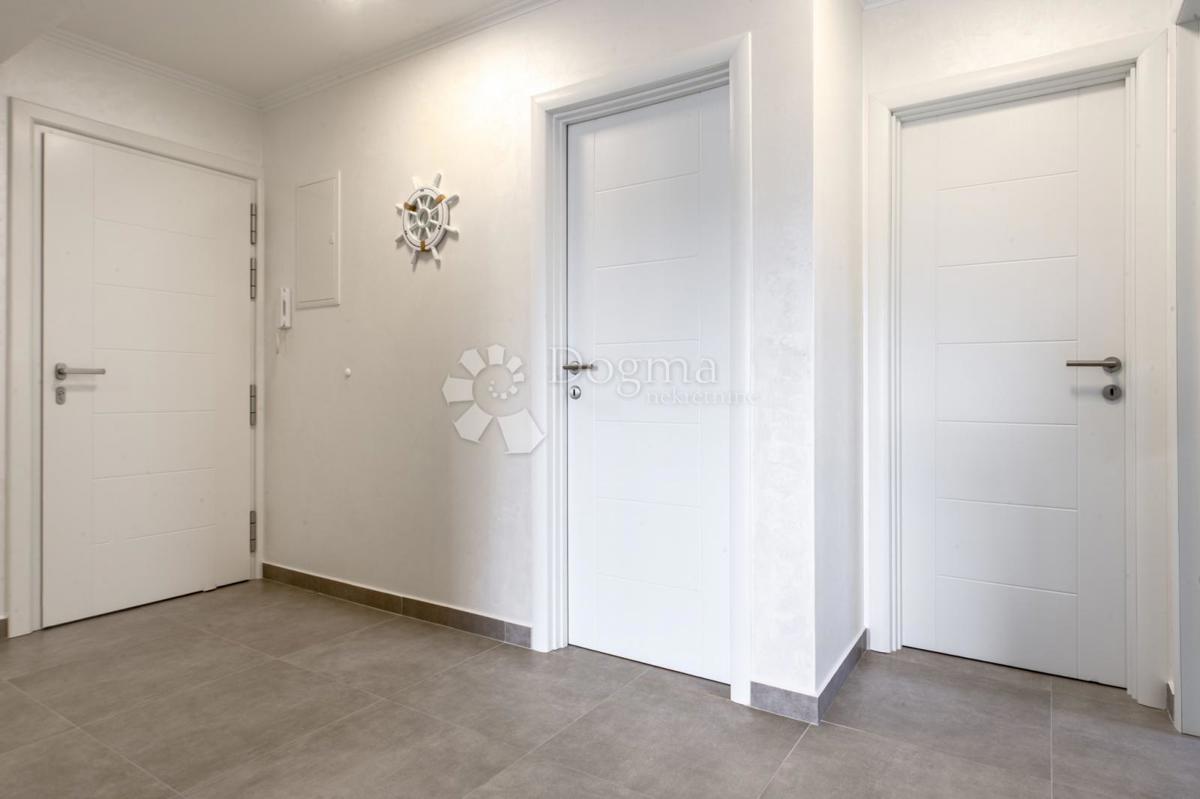 Apartma Čižići, Dobrinj, 60m2