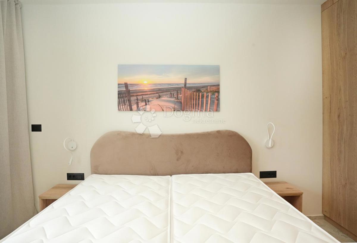 MODERNA HIŠA V GRADNJI