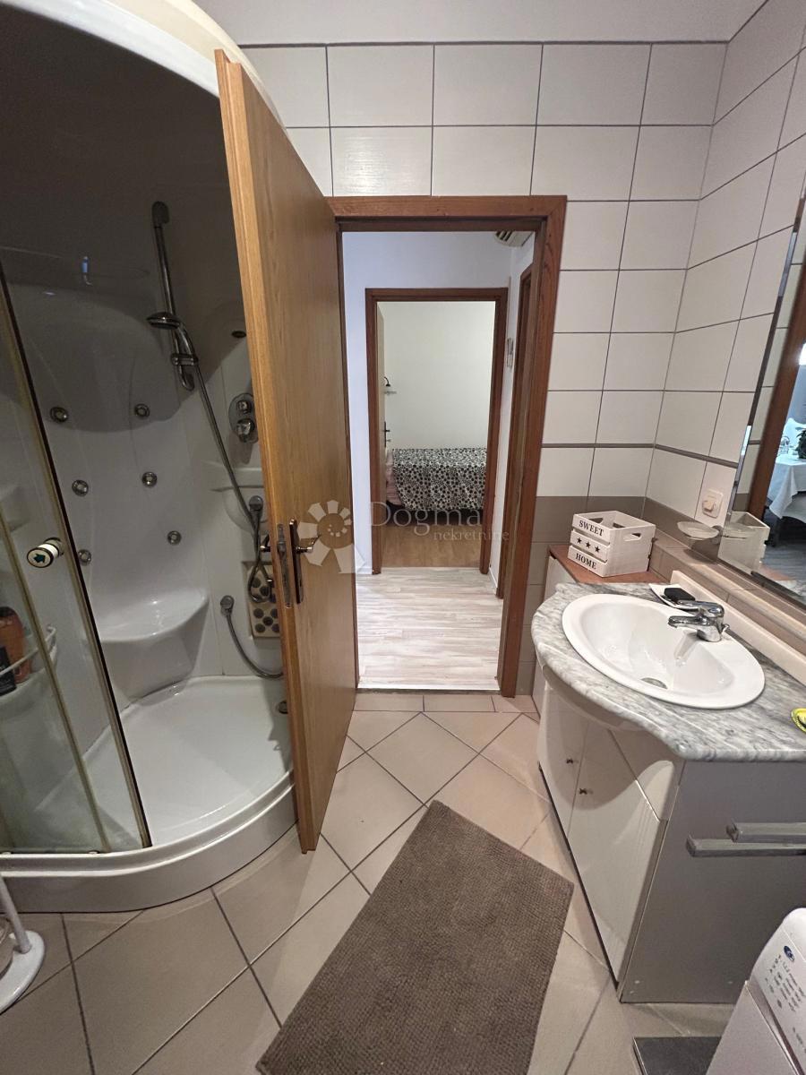 Apartma Kremenići, Malinska-Dubašnica, 72m2