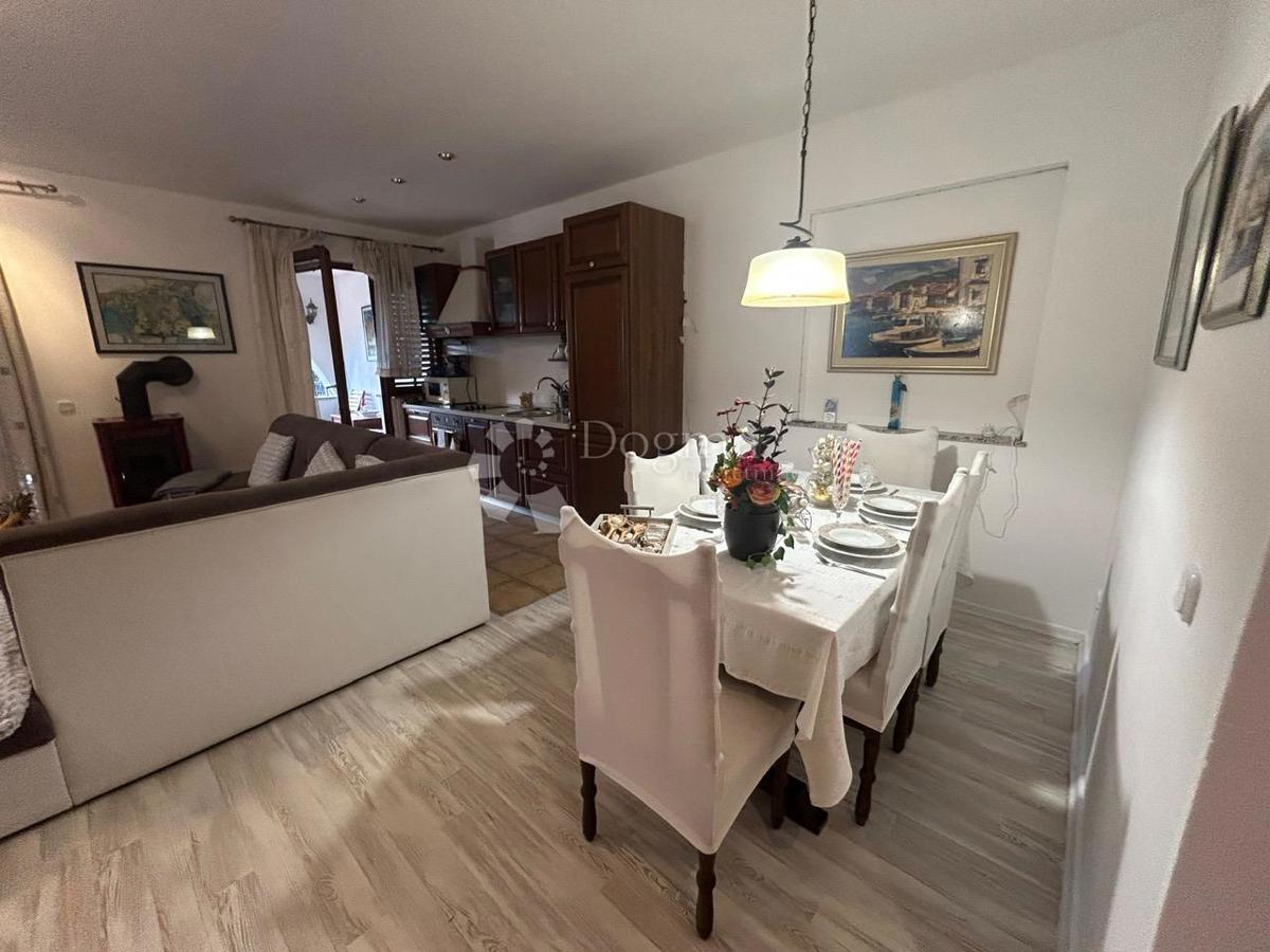 Apartma Kremenići, Malinska-Dubašnica, 72m2