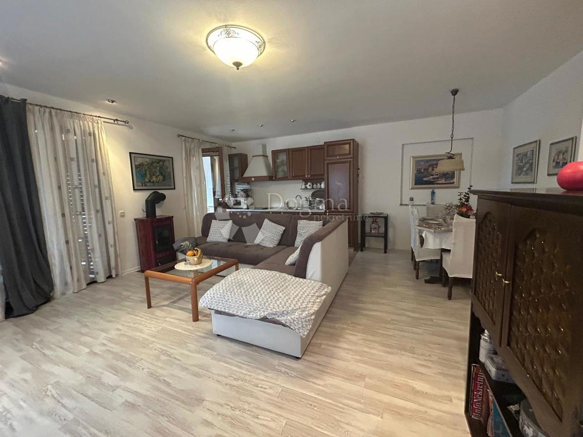 Apartma Kremenići, Malinska-Dubašnica, 72m2