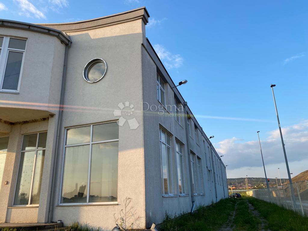 Poslovni prostor Gornja Vrba, 1.350m2