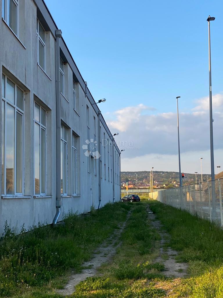 Poslovni prostor Gornja Vrba, 1.350m2