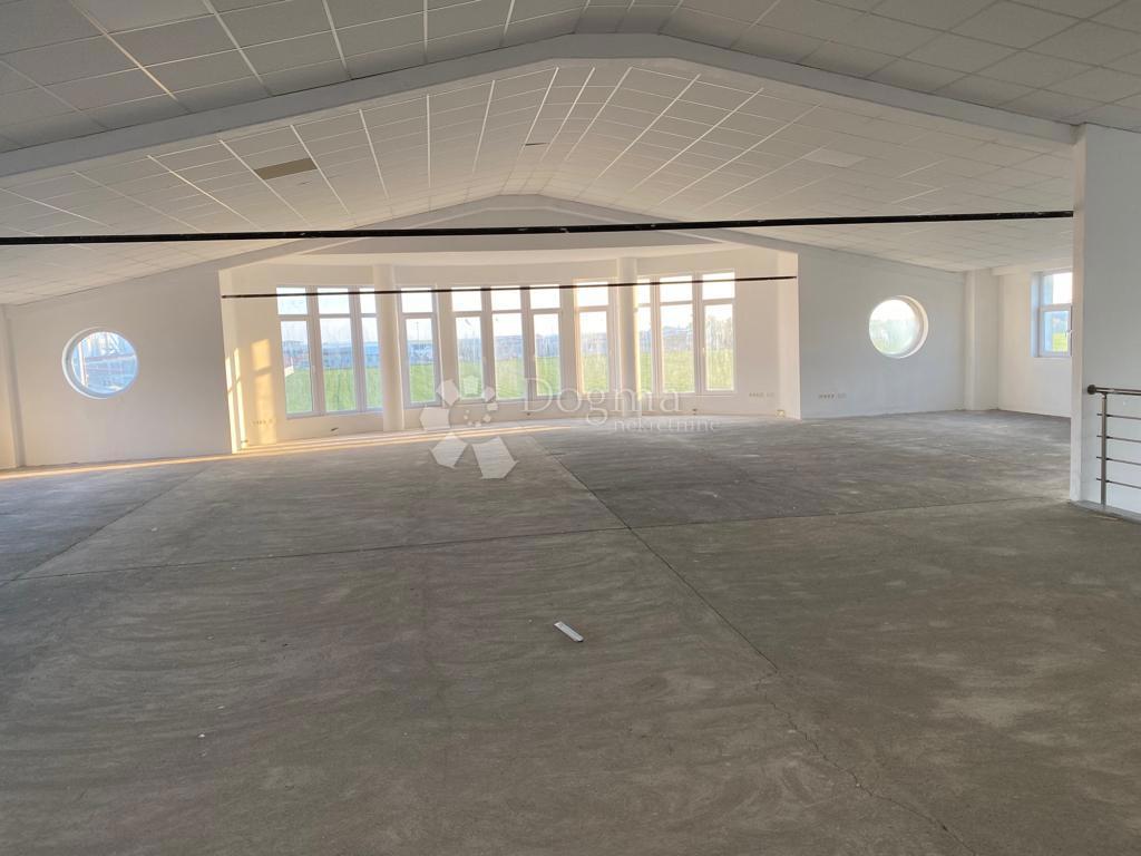 Poslovni prostor Gornja Vrba, 1.350m2