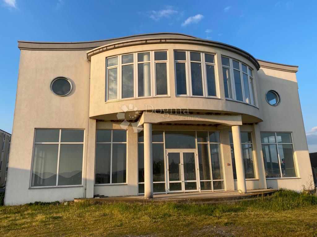 Poslovni prostor Gornja Vrba, 1.350m2