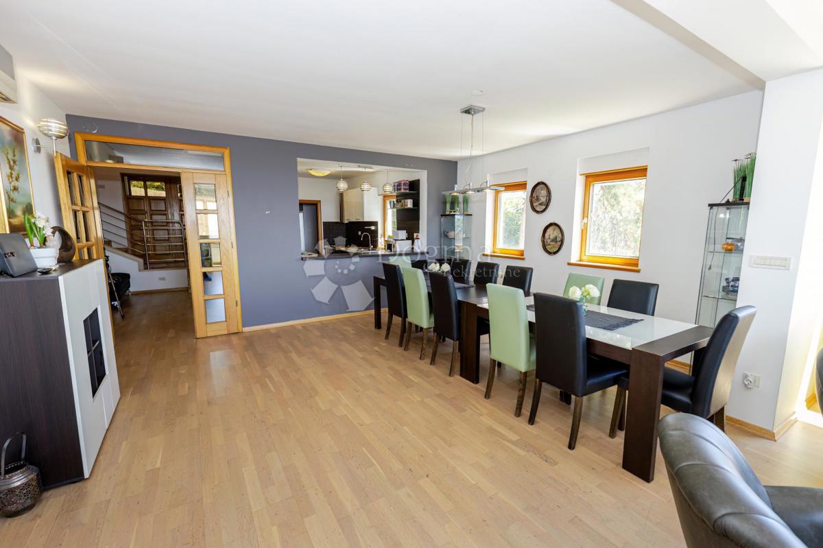 Hiša Bijenik, Črnomerec, 415,10m2