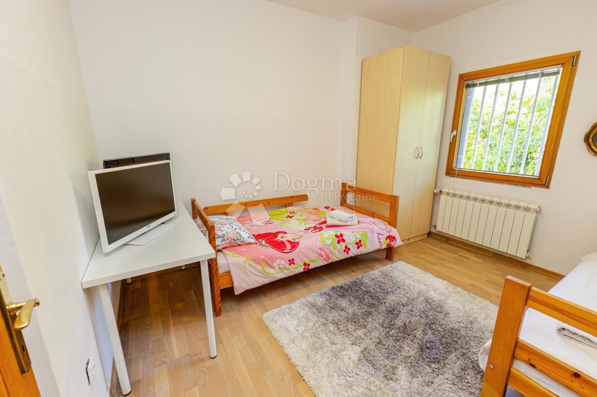 Hiša Bijenik, Črnomerec, 415,10m2