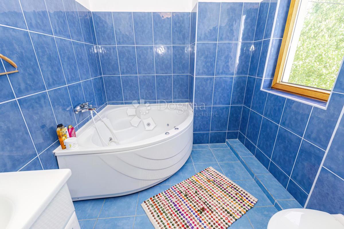 Hiša Bijenik, Črnomerec, 415,10m2