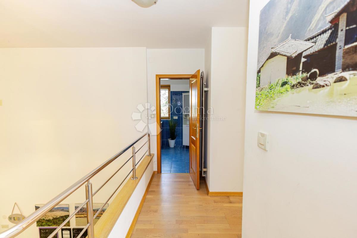 Hiša Bijenik, Črnomerec, 415,10m2