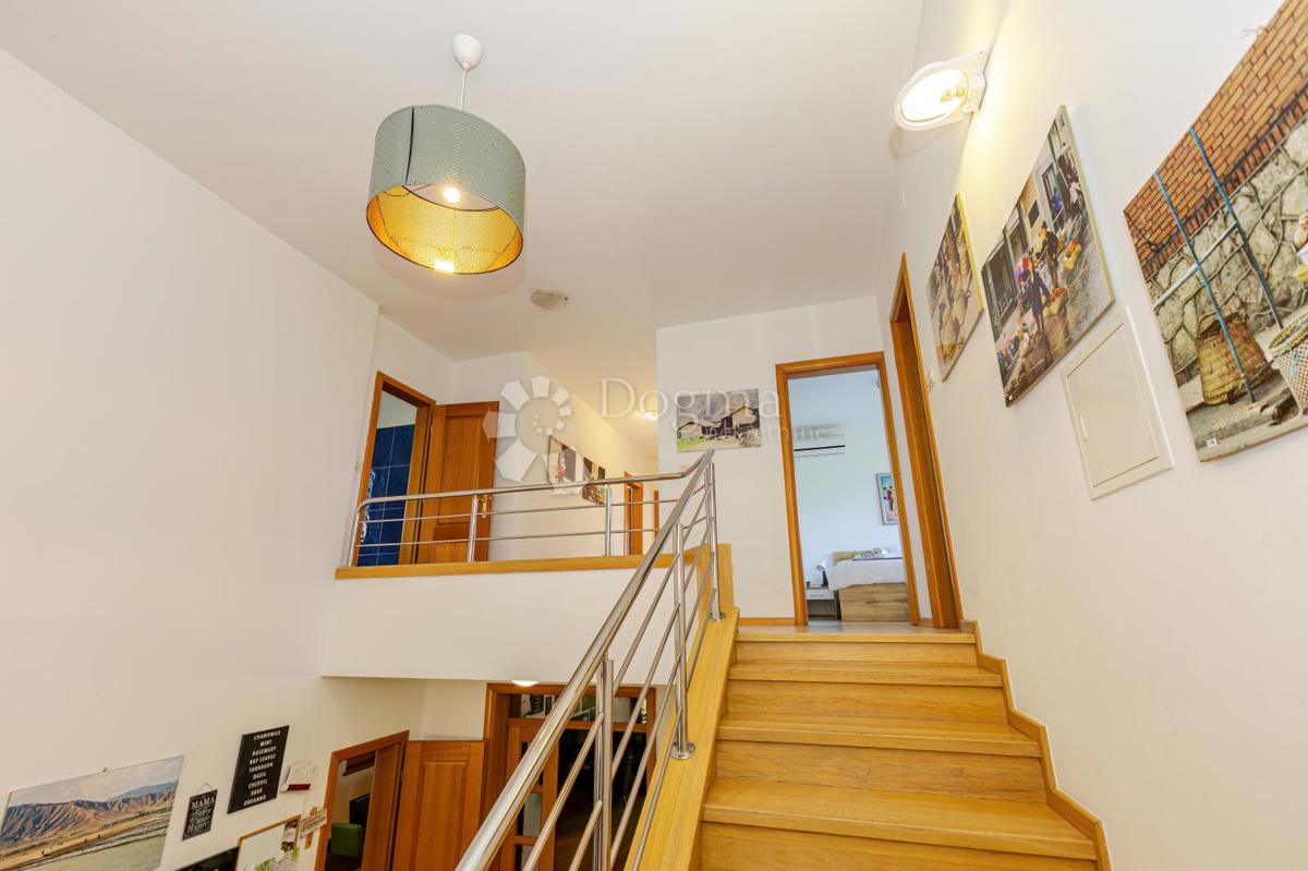 Hiša Bijenik, Črnomerec, 415,10m2