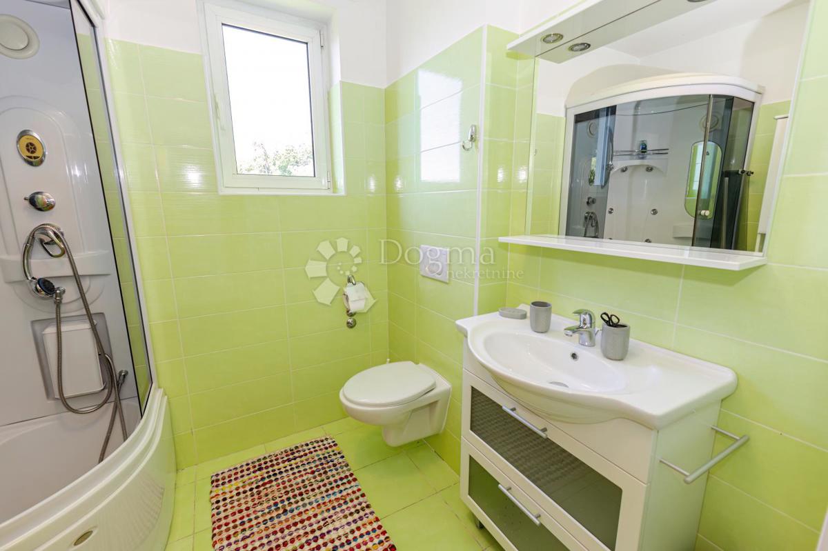 Hiša Bijenik, Črnomerec, 415,10m2