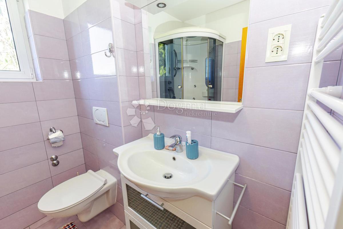 Hiša Bijenik, Črnomerec, 415,10m2