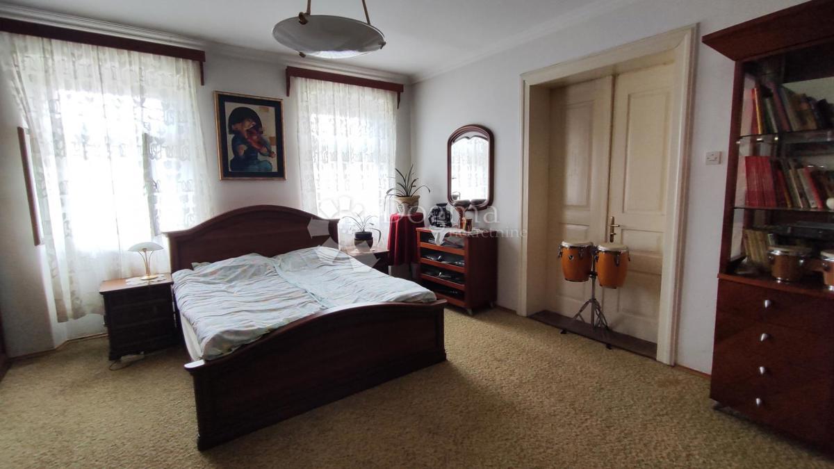 Hiša Prezid, Čabar, 1.000m2
