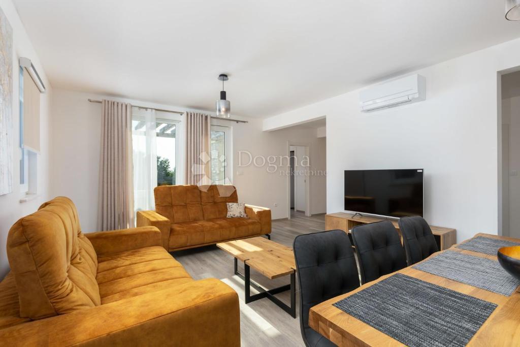 Hiša Labin, 120m2