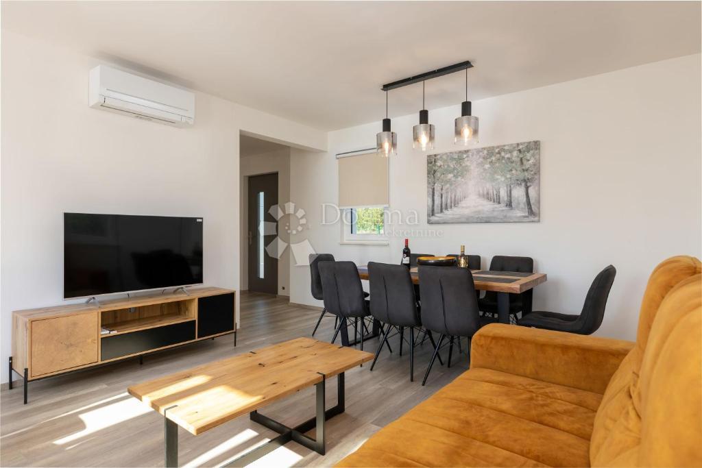 Hiša Labin, 120m2