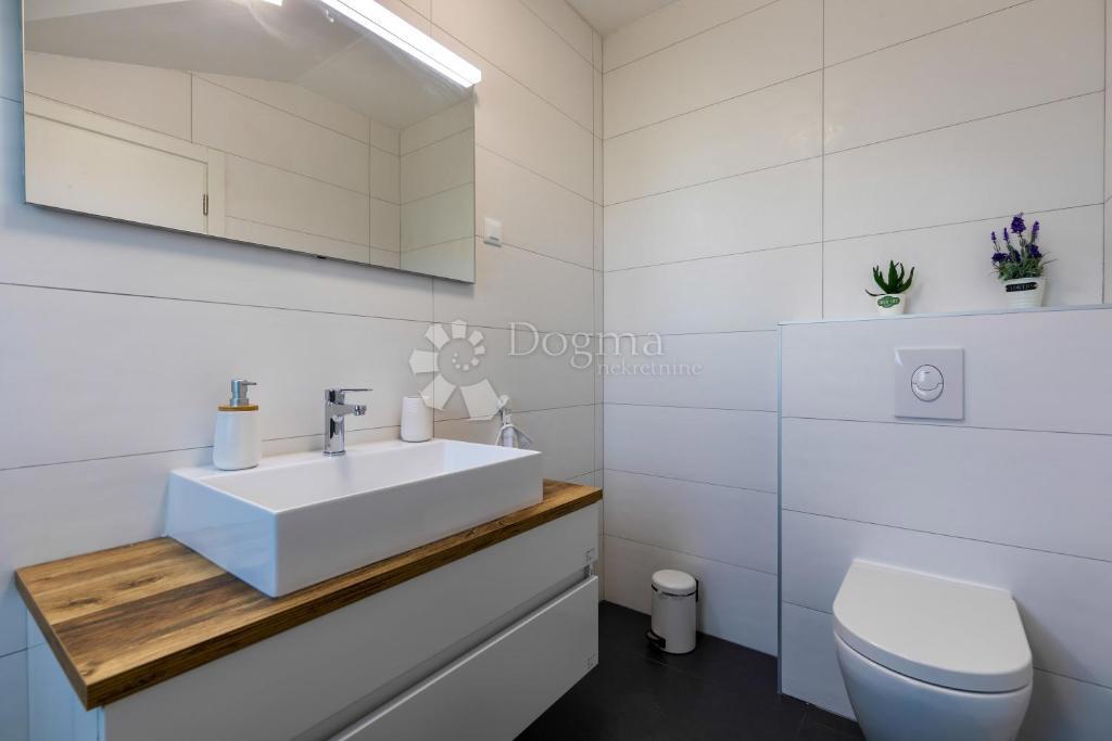 Hiša Labin, 120m2