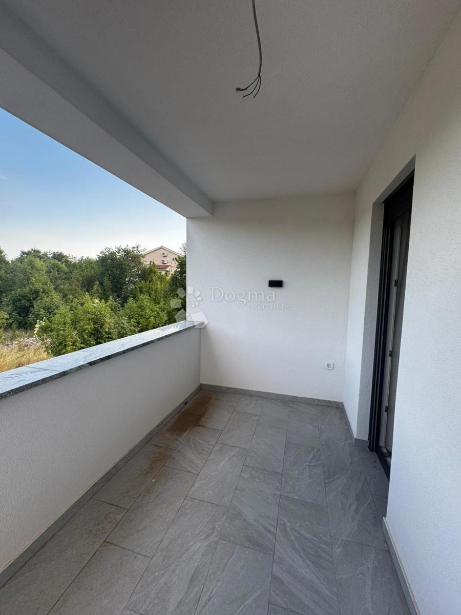 Hiša Rasopasno, Dobrinj, 200m2