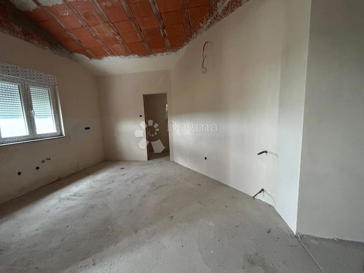 Hiša Brnčići, Kastav, 400m2