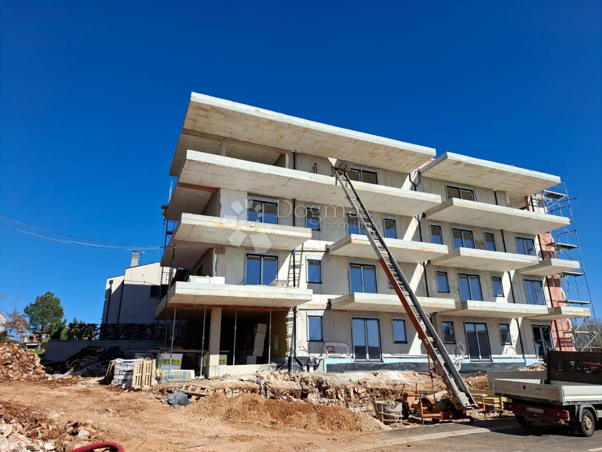 Stanovanje Tar, Tar-Vabriga, 70m2