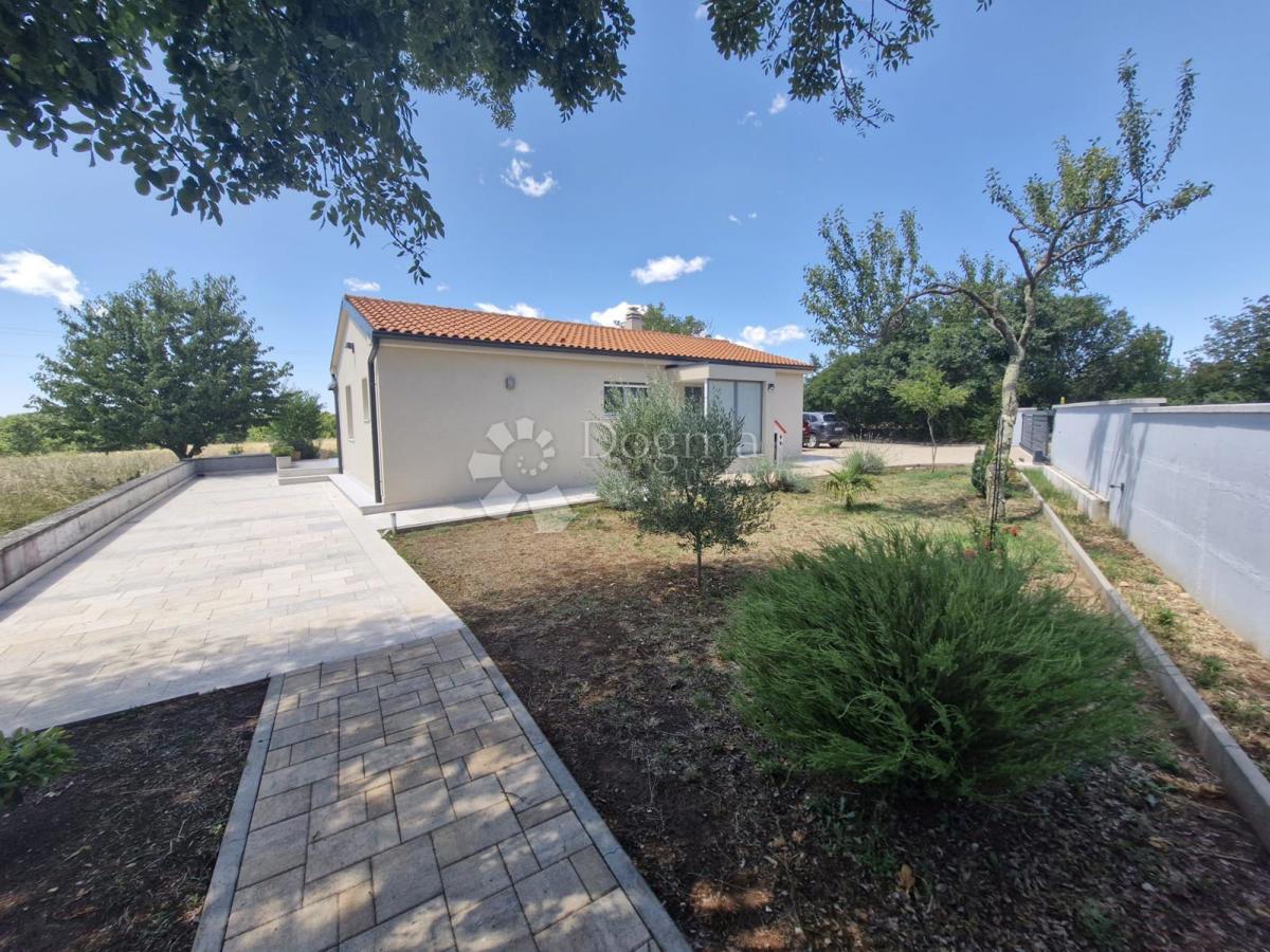 Hiša Žminj, 100m2