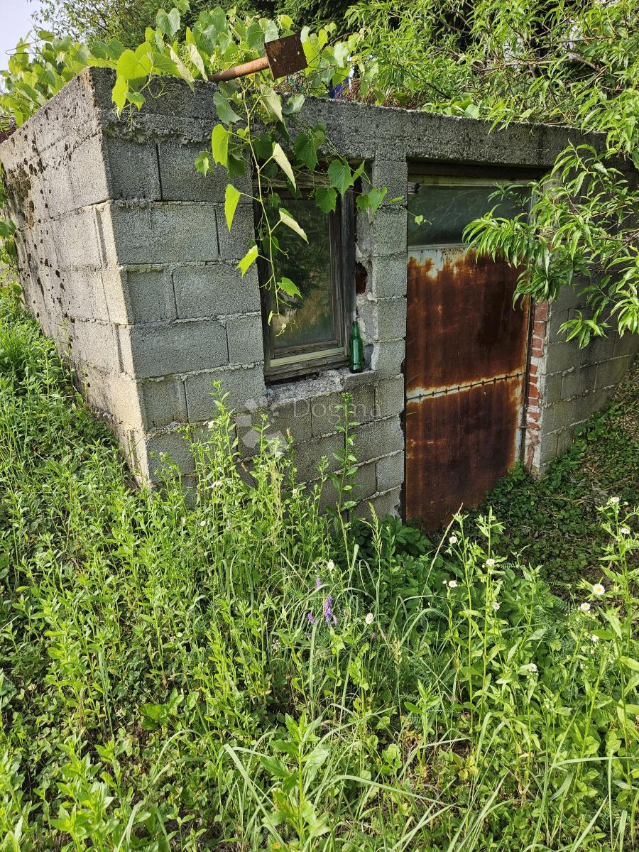 Zazidljivo zemljišče Kaniža, Ivanec, 899m2