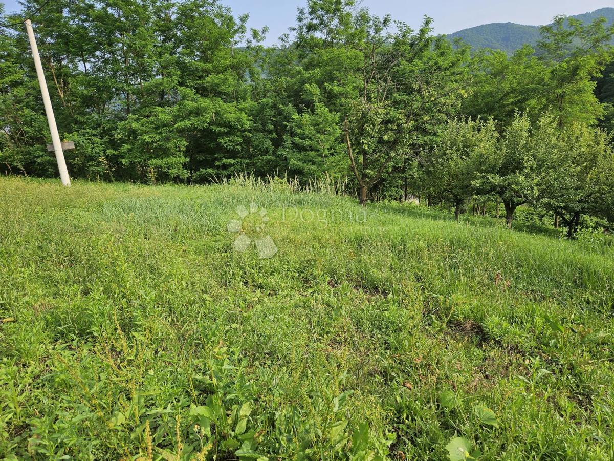 Zazidljivo zemljišče Kaniža, Ivanec, 899m2