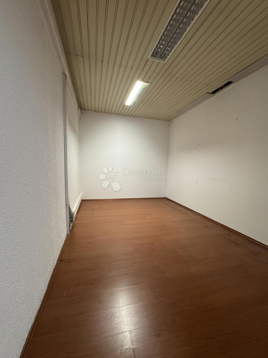 Poslovni prostor Škurinje, Rijeka, 249m2