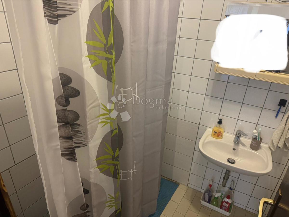 Hiša Donje Svetice, Peščenica - Žitnjak, 100m2