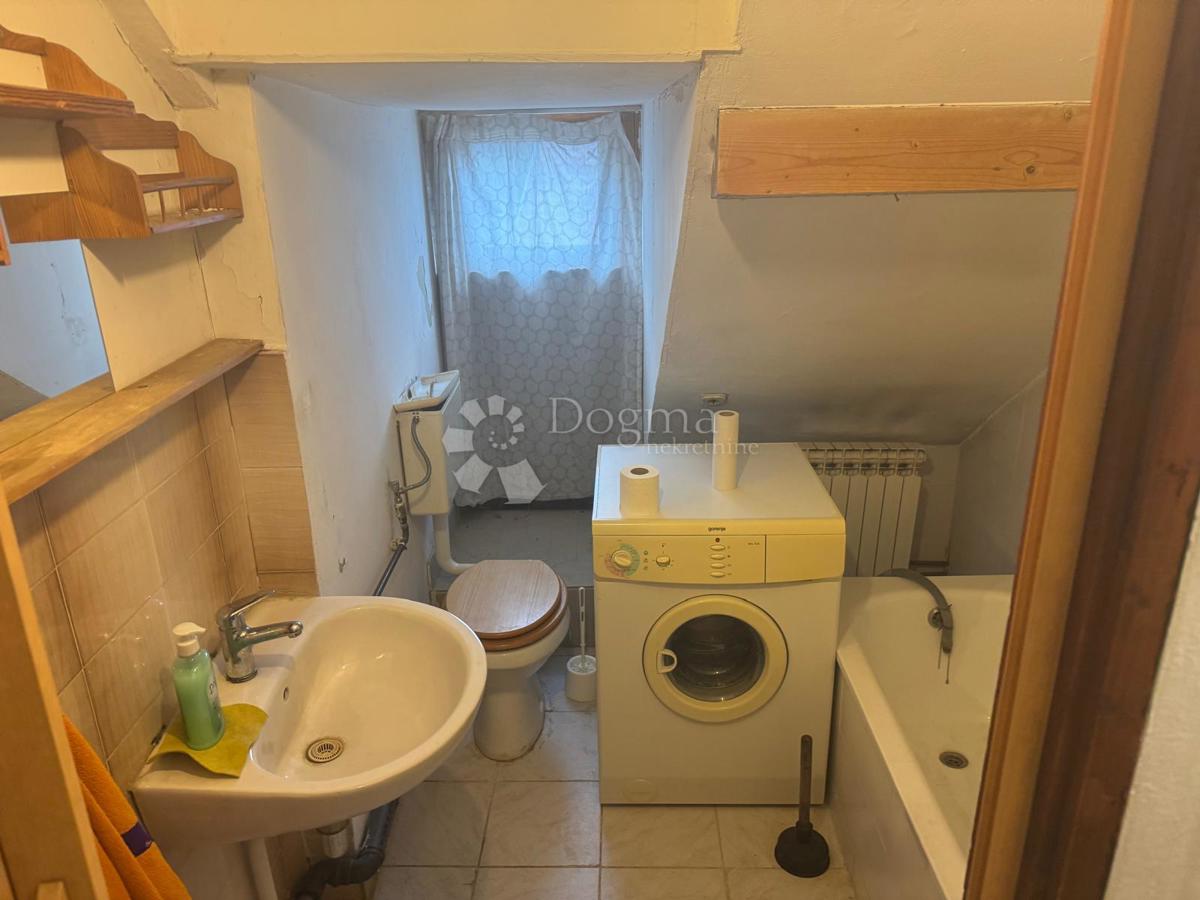 Hiša Donje Svetice, Peščenica - Žitnjak, 100m2