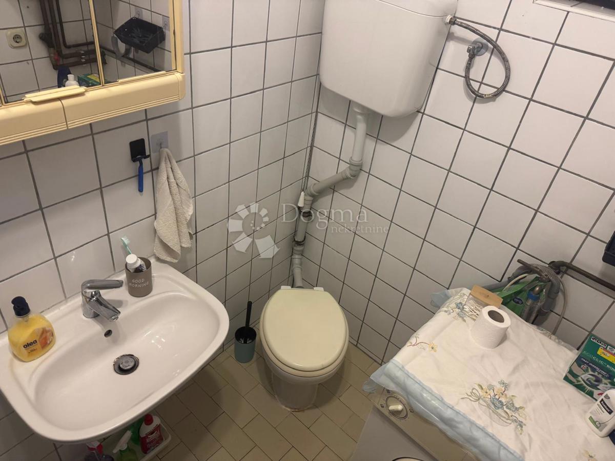 Hiša Donje Svetice, Peščenica - Žitnjak, 100m2