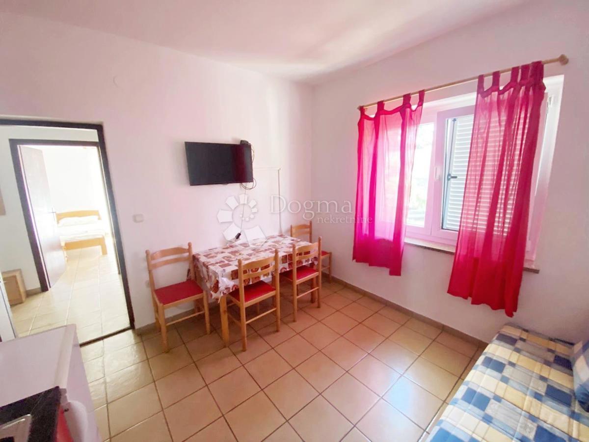 Hiša Novalja, 250m2