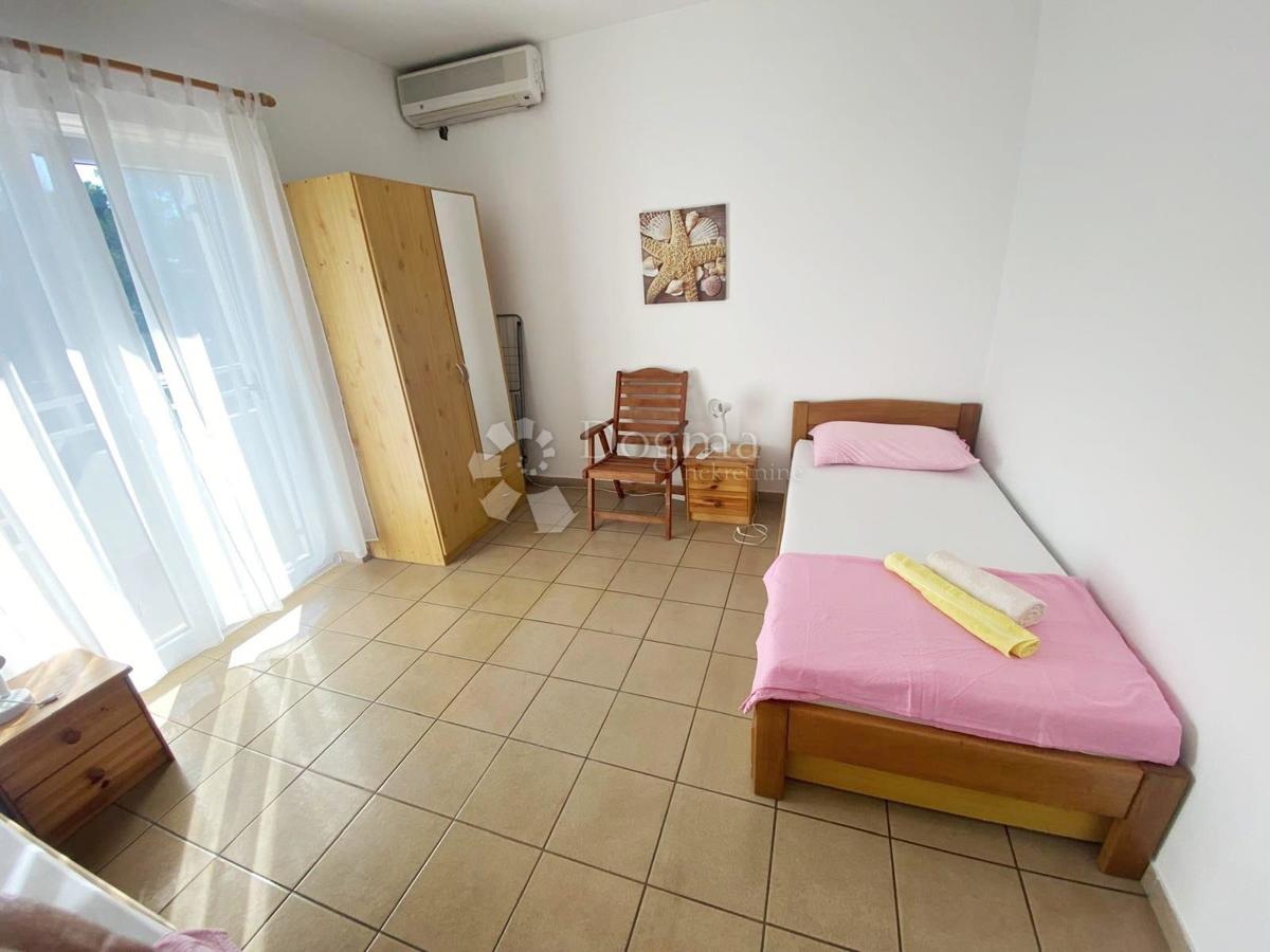 Hiša Novalja, 250m2