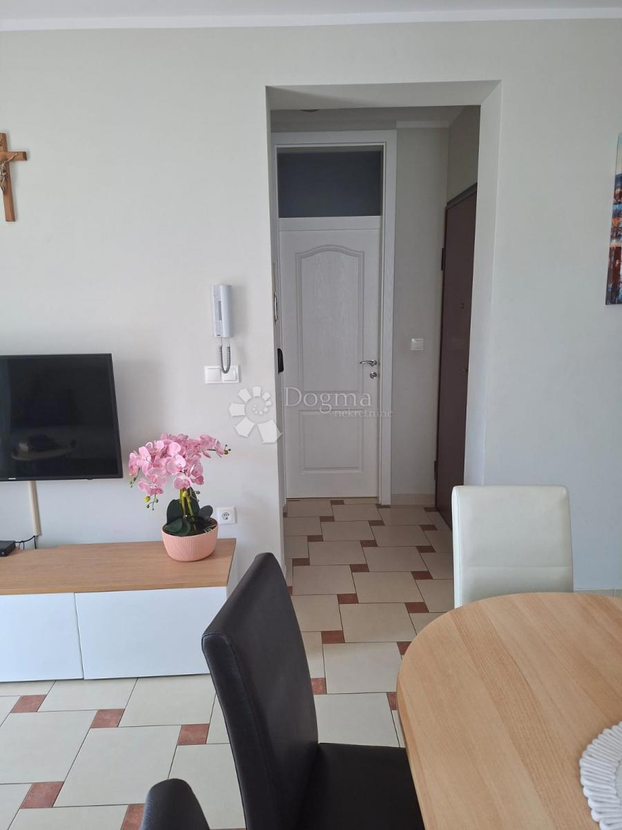 Apartma 54m2 Pakoštane - takoj vseljivo, odlična lokacija