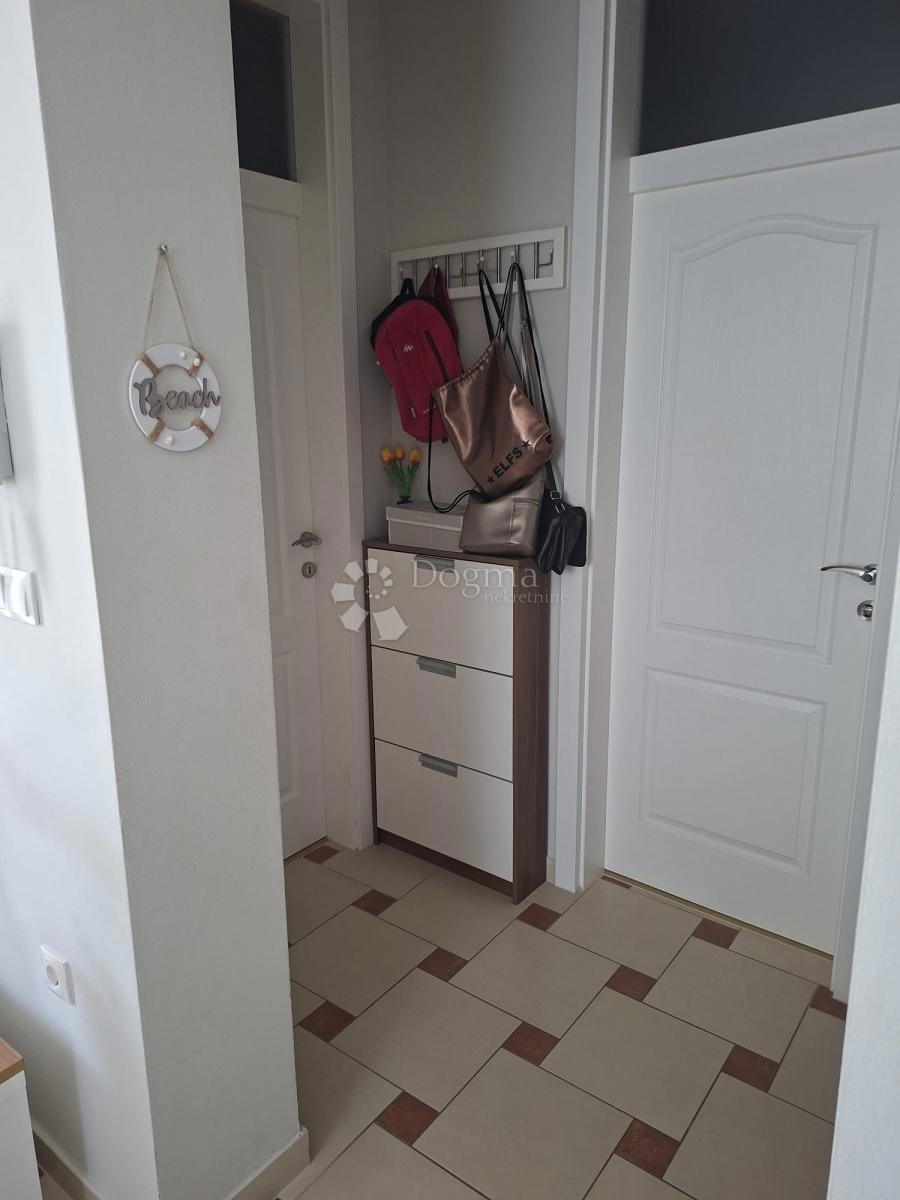 Apartma 54m2 Pakoštane - takoj vseljivo, odlična lokacija