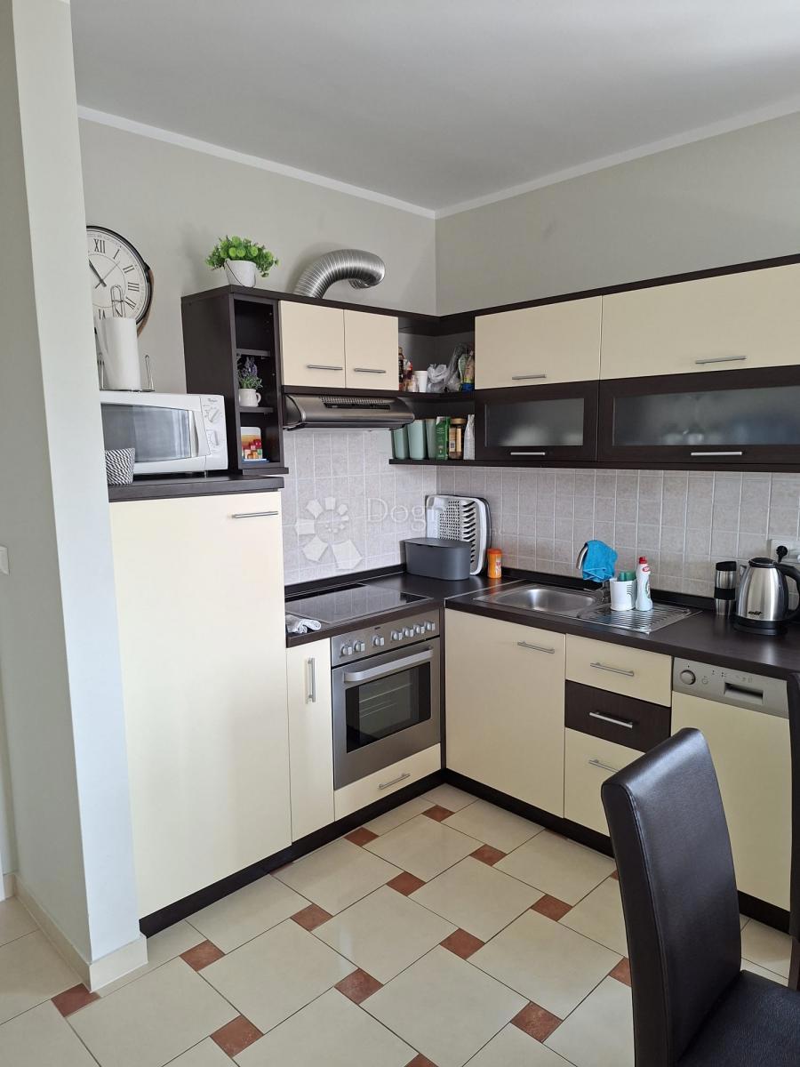 Apartma 54m2 Pakoštane - takoj vseljivo, odlična lokacija