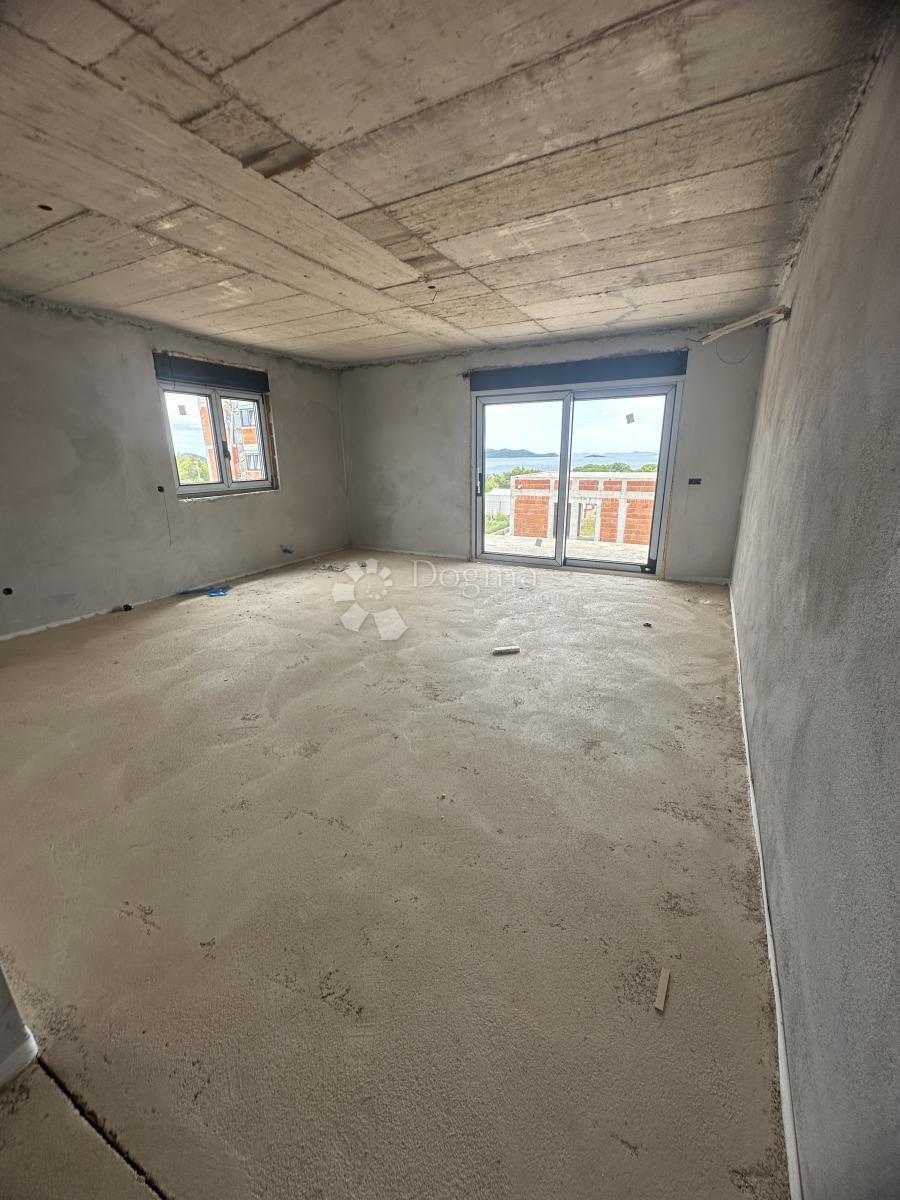 Stanovanje Pakoštane, 65m2
