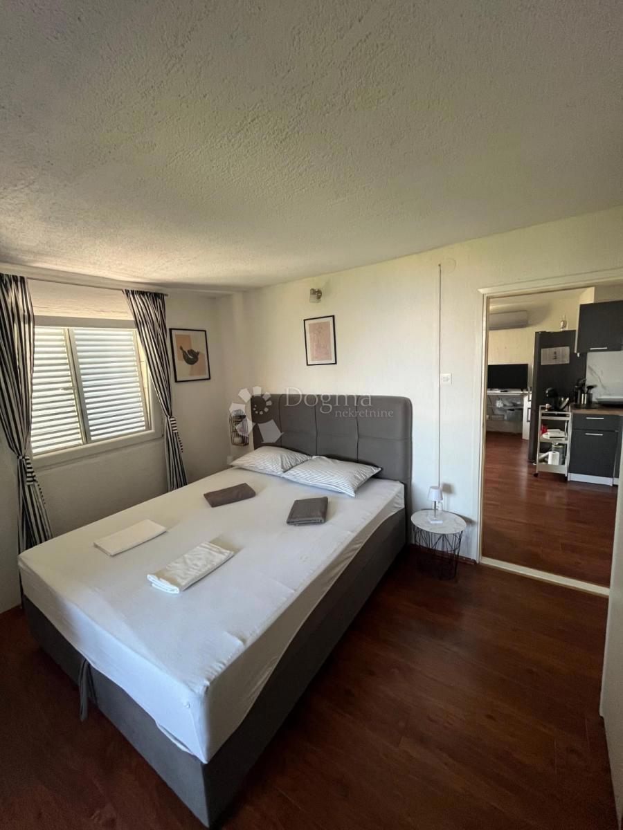 Apartma Karlobag, 36m2