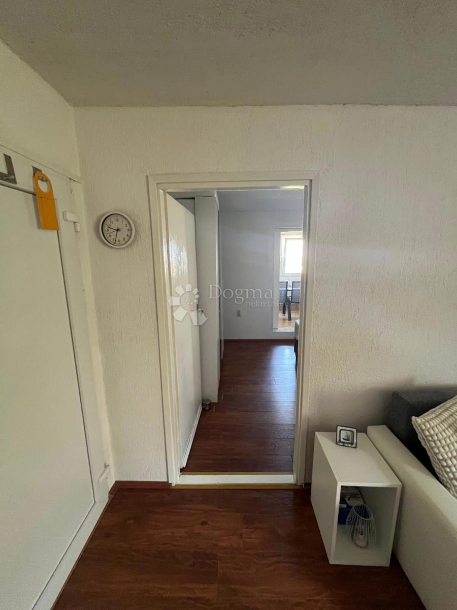 Apartma Karlobag, 36m2