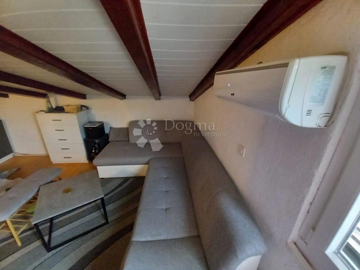 Apartma Karlobag, 36m2