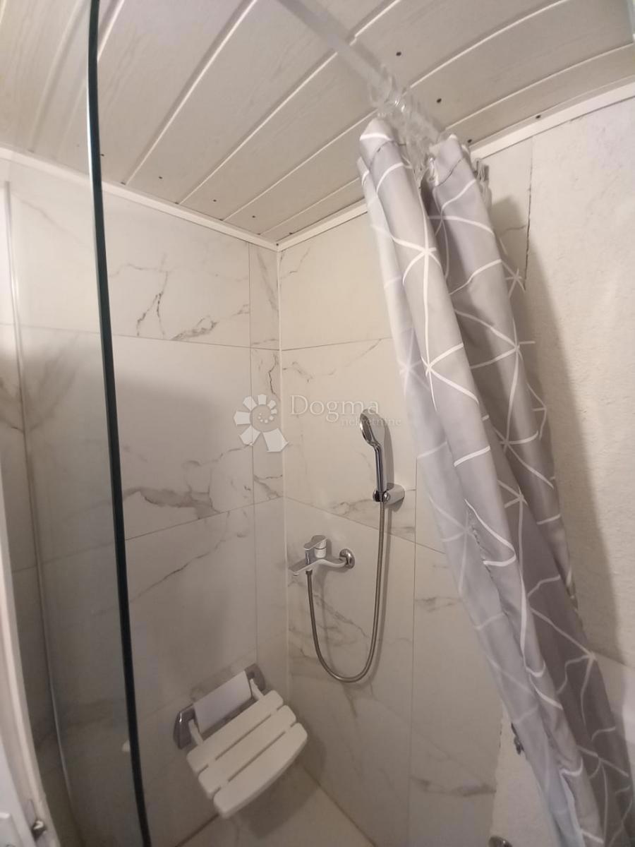 Apartma Karlobag, 36m2
