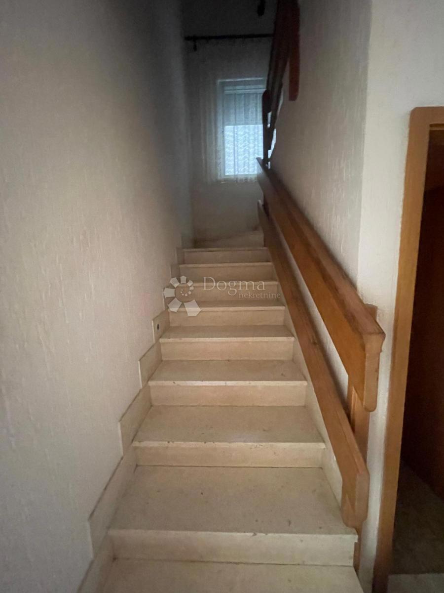 Hiša Baldekin, Šibenik, 240m2