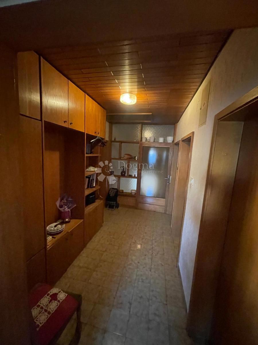Hiša Baldekin, Šibenik, 240m2