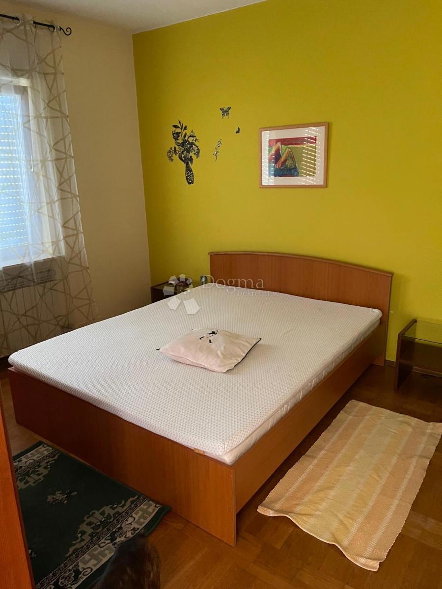 Hiša Baldekin, Šibenik, 240m2