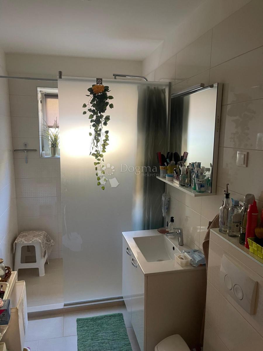 Hiša Baldekin, Šibenik, 240m2