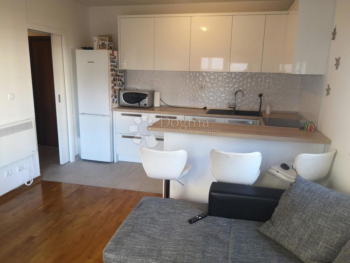 Stanovanje Kman, Split, 42,98m2